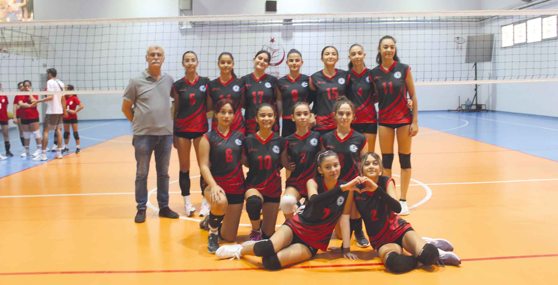 Milas Belediye Spor Küçük Kızlar Voleybol Takımı- 3 Bodrum Sportif Akademi Takımı- 0